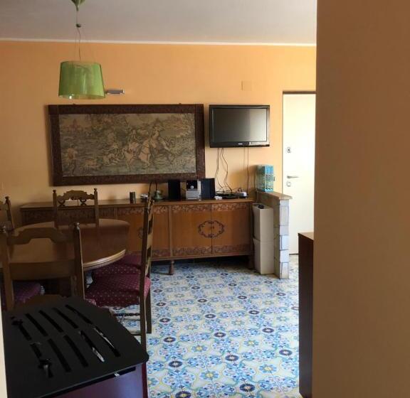 سوییت خانوادگی, B&b Villa Zia Febronia