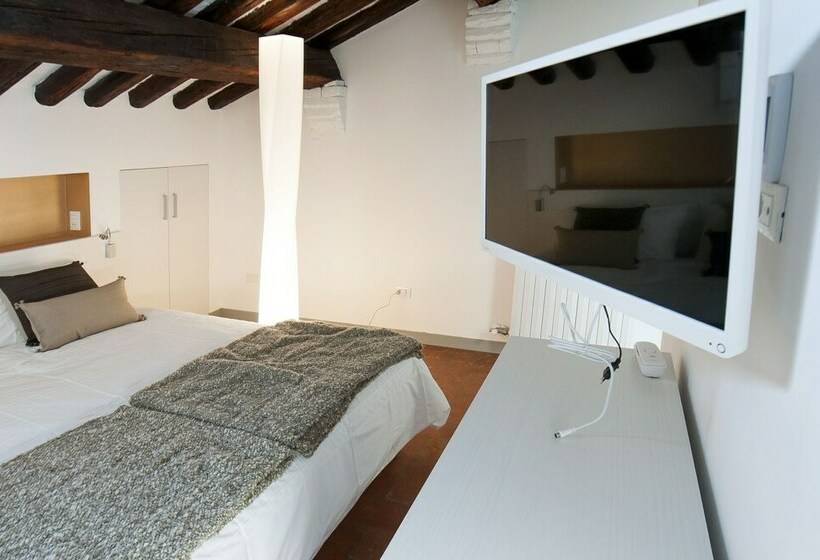 Quarto Quádruplo Estandar, Scrovegni Room & Breakfast