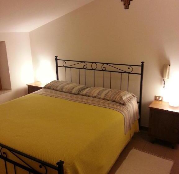 اتاق استاندارد سه نفره, La Casina Appartamento Assisi