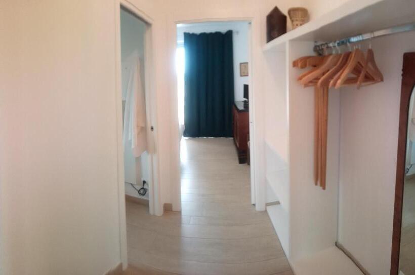 Апартаменты 3 Спальни, Domus Petrae   Ripatransone
