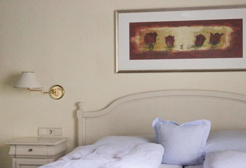 اتاق استاندارد با چشم‌انداز باغ, Boutique Hotel Ballguthof Am Golfplatz