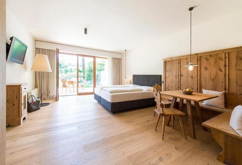 سوییت با چشم‌انداز باغ, Boutique Hotel Ballguthof Am Golfplatz