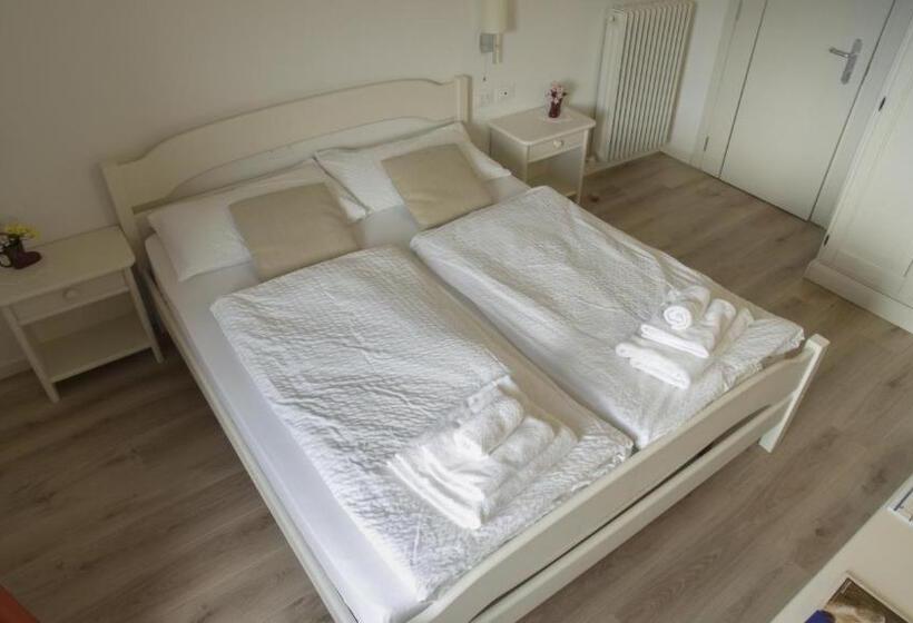 Номер Стандарт, B&b Francolini