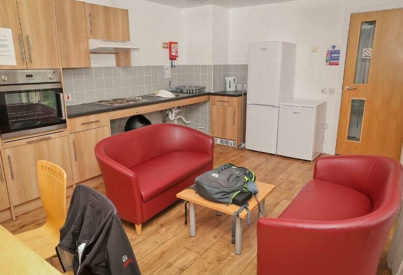 스탠다드 룸, Perth Youth Hostel And Apartments