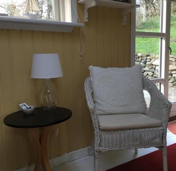 Номер Стандарт с Балконом, Heltoften Bed & Breakfast