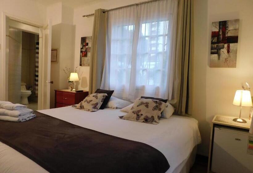 Quarto Estandar, 7 Norte