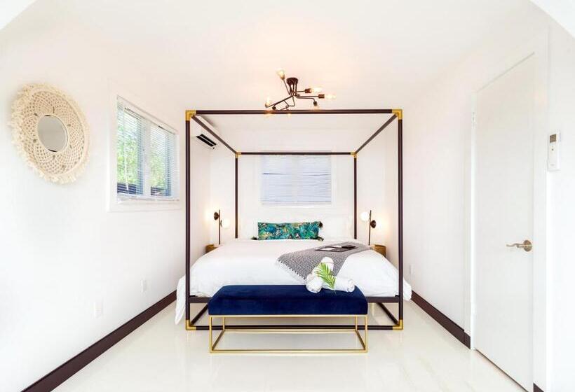 Студия Deluxe, Aqua By American Beech   Adults Only