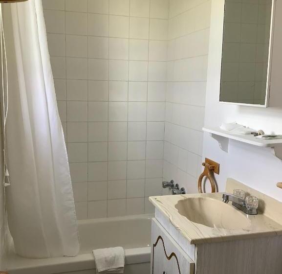 스탠다드 룸 산 전망, Hôtel Motel Rocher Percé