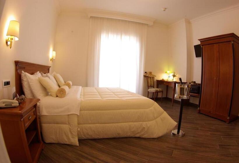 Номер Стандарт Трехместный, Resort Santangelo & Spa