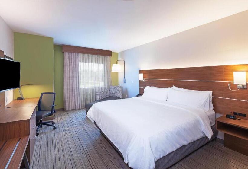 اتاق استاندارد با تخت بزرگ برای معلولان, Holiday Inn Express & Suites   Lenexa   Overland Park Area, An Ihg