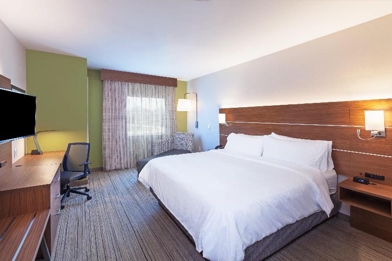اتاق استاندارد با تخت بزرگ, Holiday Inn Express & Suites   Lenexa   Overland Park Area, An Ihg