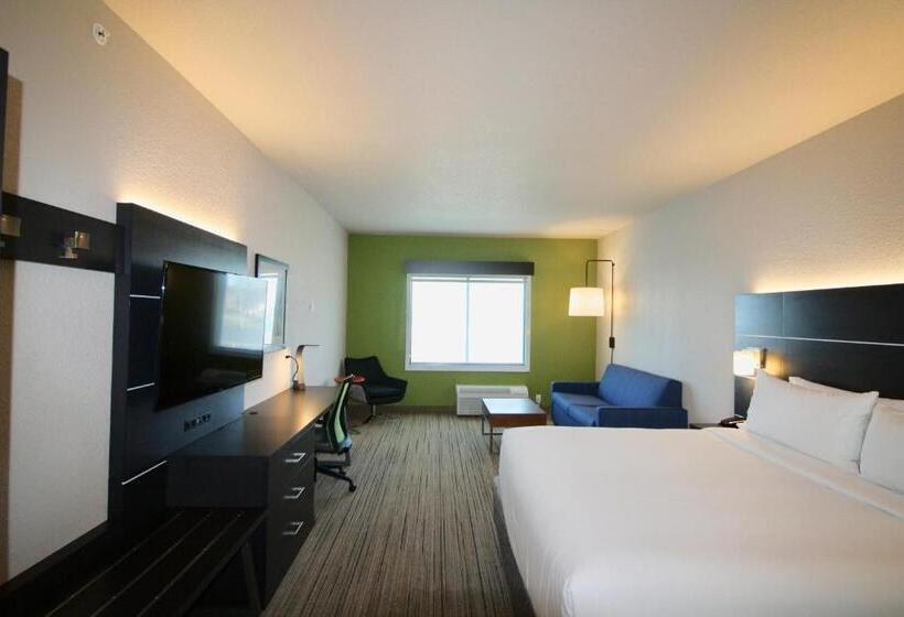 带大床的套房, Holiday Inn Express & Suites   Kirksville   University Area, An Ihg