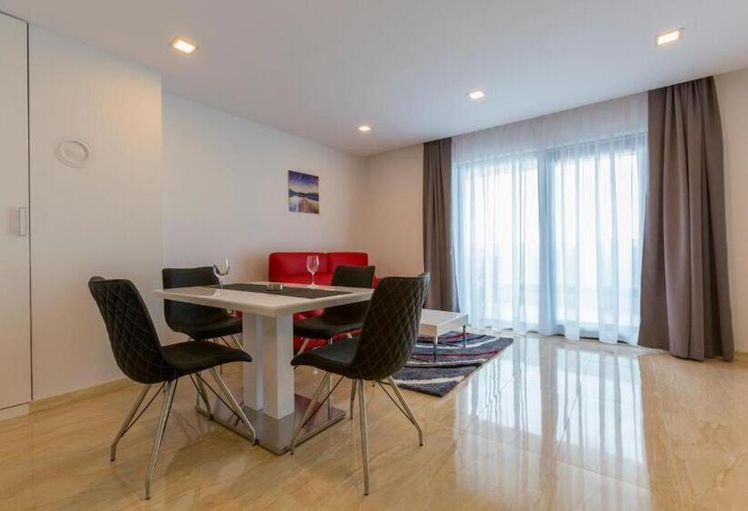 Апартаменты Deluxe 3 Спальни, Luxury Aparthotel