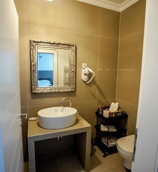 اتاق اکونومی, Regal Residence B&b
