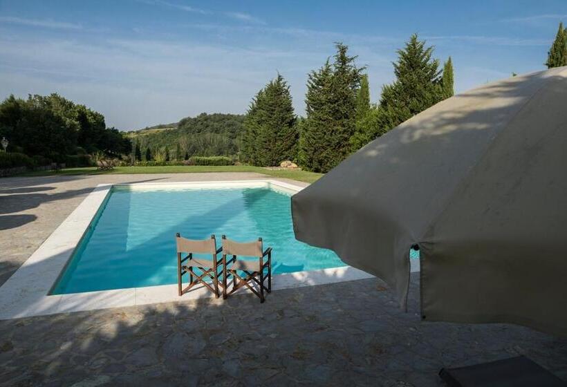 Вилла с 1 спальней и бассейном, Villa La Selva Wine Resort