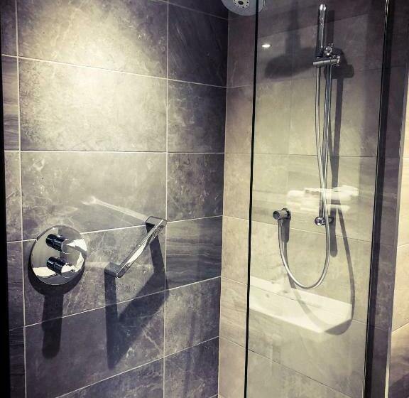 Семейный Номер Deluxe, Maldron Hotel Belfast City