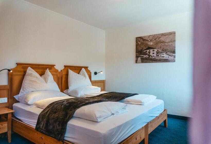 Номер Стандарт, Dolomitenhotel Weisslahnbad