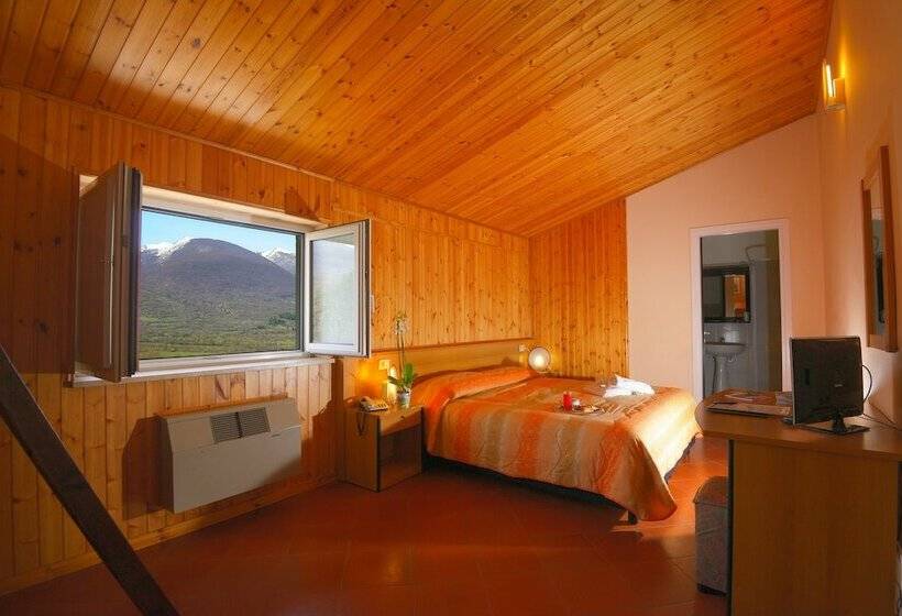 اتاق استاندارد چهار تخته, Holidays