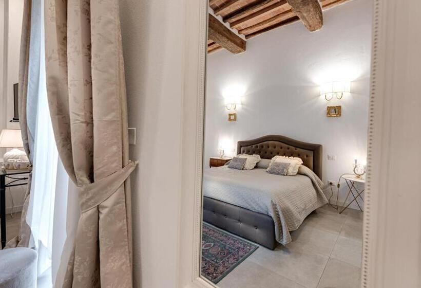 اتاق لوکس, Villa Del Papa