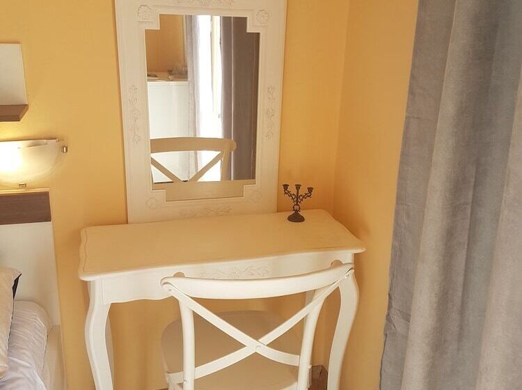 Comfort-huone Merinäkymä, Guesthouse Mira
