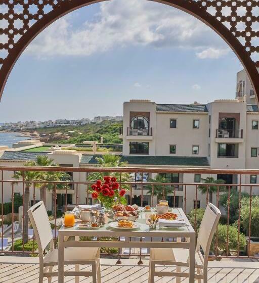 سوئیت با تخت بزرگ, Four Seasons Hotel Tunis