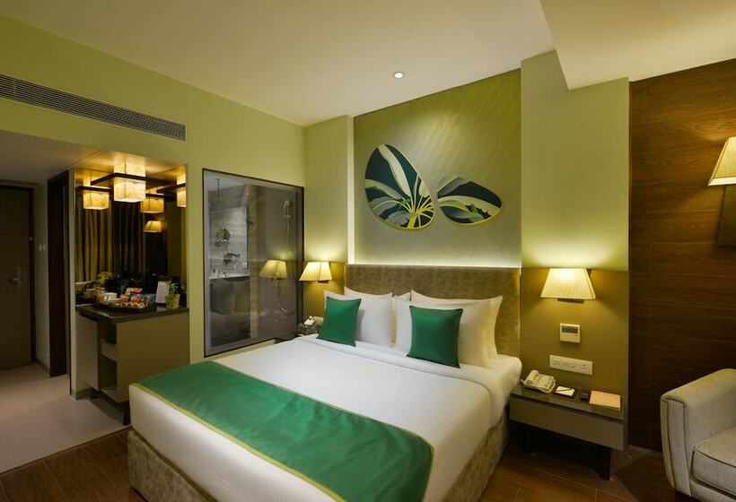 Номер Премиум, The Fern, Vadodara