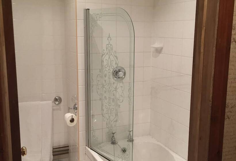 Номер Superior, Cross Keys Hotel Chatteris