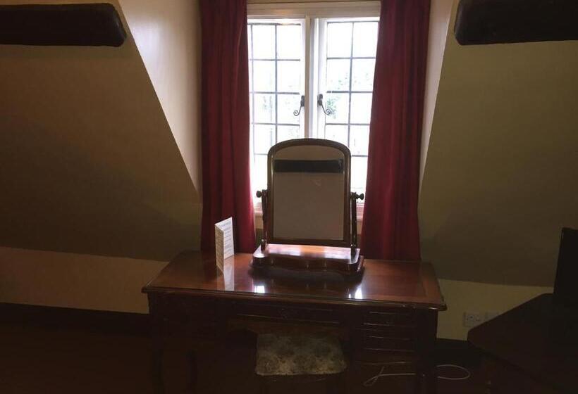 Номер Стандарт, Cross Keys Hotel Chatteris