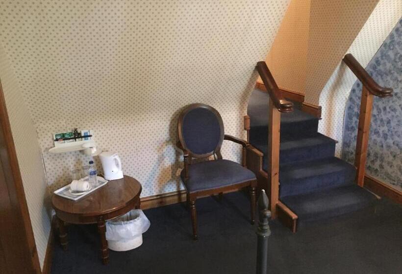 Номер Superior, Cross Keys Hotel Chatteris