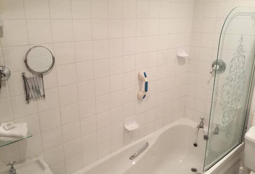 Номер Superior, Cross Keys Hotel Chatteris