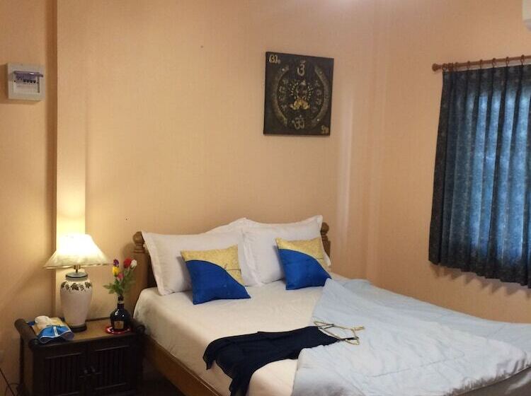 デラックスバンガロー, Eed Amata Resort