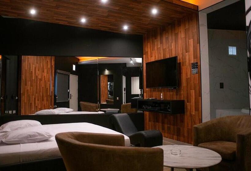 Президентский Люкс, Orei Private Suites Adult Only