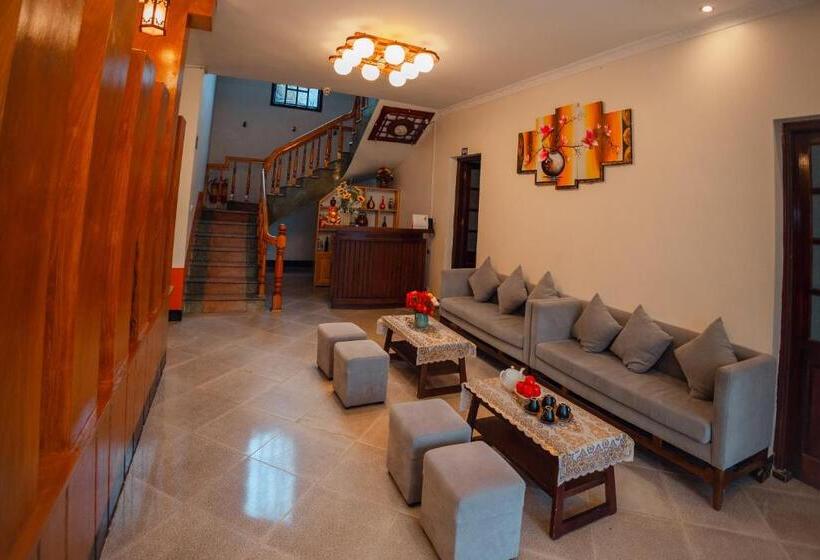 اتاق استاندارد سه نفره, Le Boutique Sapa