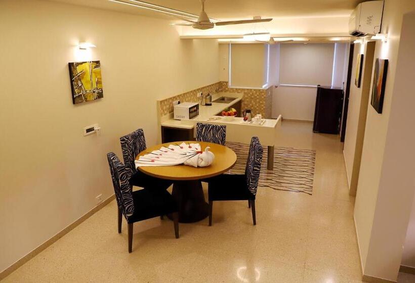 带2个卧室的公寓, Patria Suites
