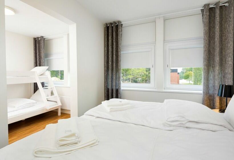 Quarto Familiar, Almnas Park
