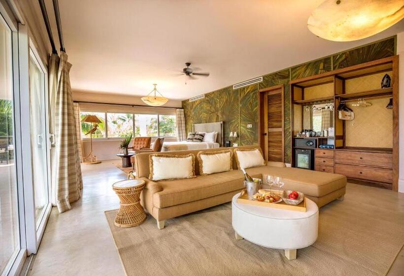带大床的标准间, Itz Ana Resort & Residences