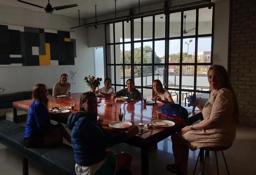 اتاق استاندارد با تخت بزرگ, Thc Backpackers Jodhpur