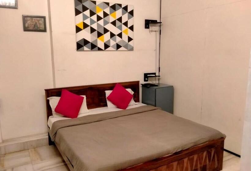 اتاق لوکس, Thc Backpackers Jodhpur