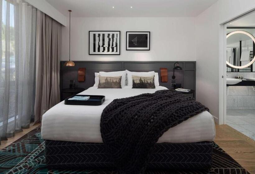 장애인을 위한 킹사이즈 침대 스탠다드 룸, Qt Queenstown