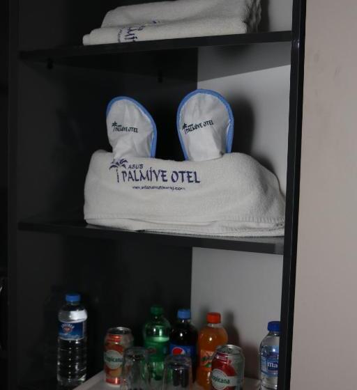 اتاق استاندارد چهارنفره با چشم‌انداز باغ, Asus Palmiye Otel