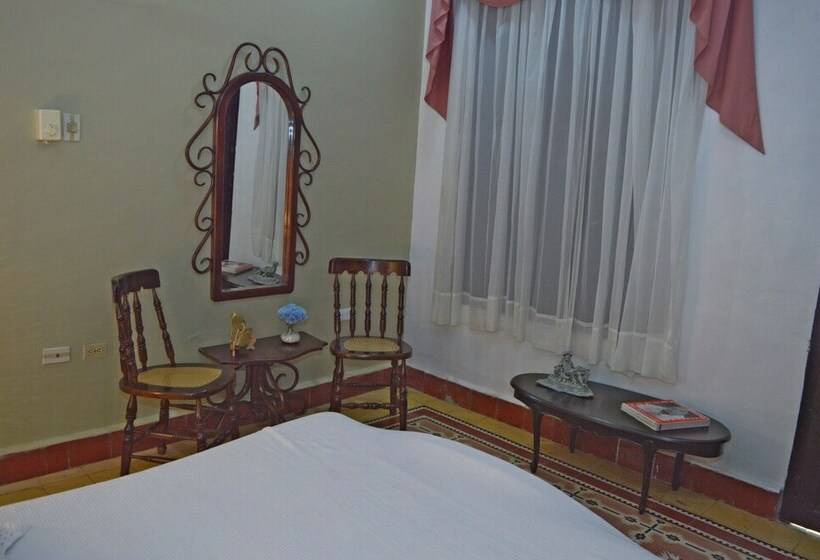 Номер Стандарт, Boutique Ana Lorenza