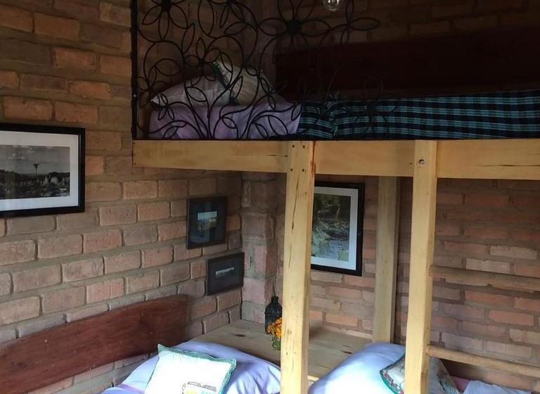 스탠다드 트리플 룸, Hostelvi Guesthouse