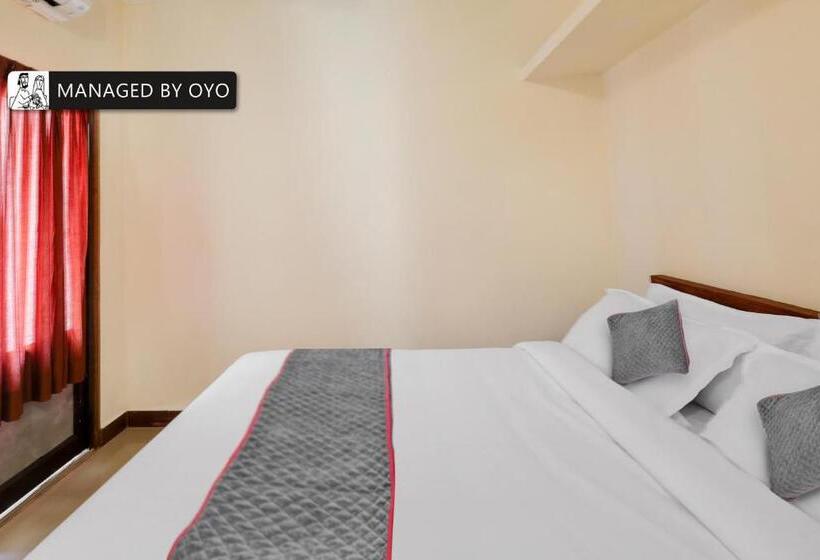 غرفة كلاسيكية ثلاثية, Alps Residency