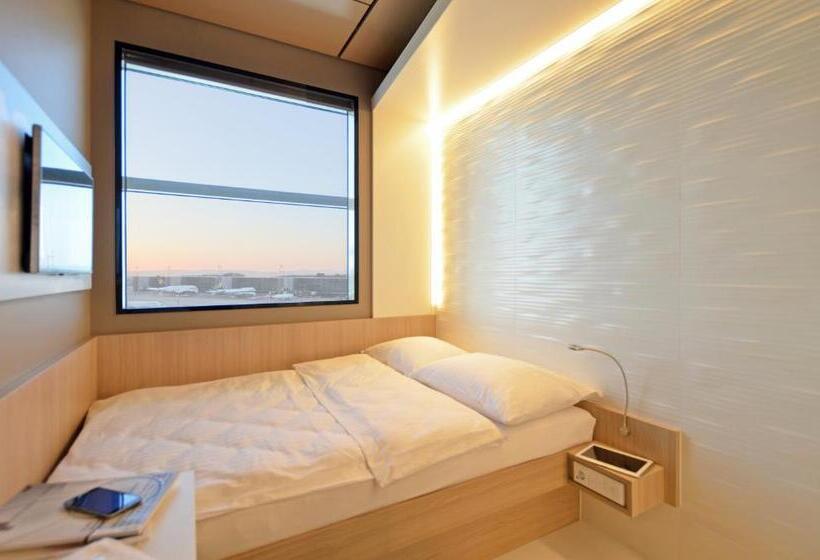 اتاق استاندارد, My Cloud Transit Hotel   Guests With International Flight Only!