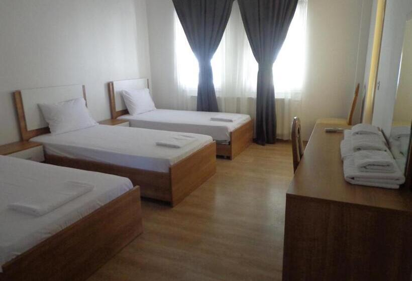 Standard Triple Room with Terrace, Rio