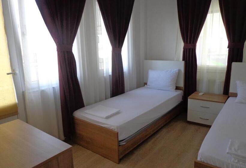 اتاق استاندارد با بالکن, Rio