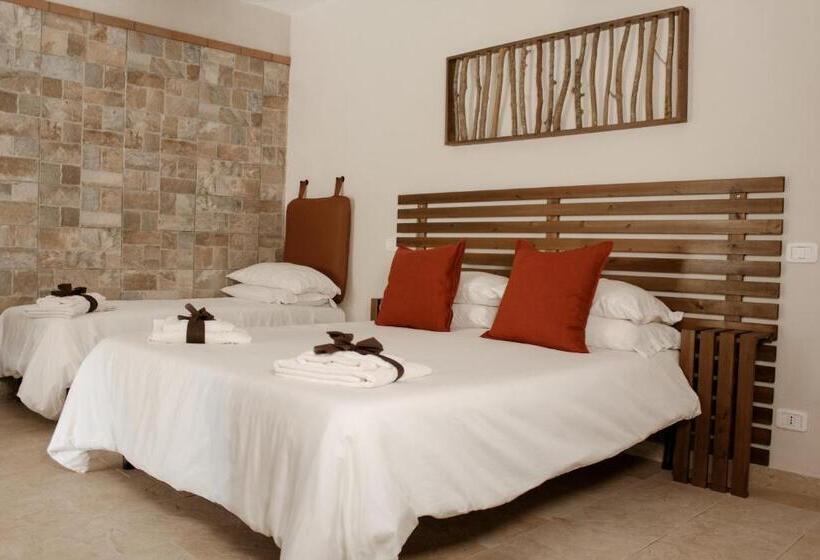 Escritório Standard Vista Jardim, Country House L Aia   Wellness & Relax