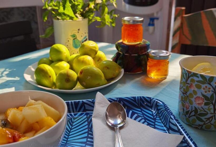 سوییت جونیور با بالکن, Il Giardino Di Tatiana Rooms & Breakfast