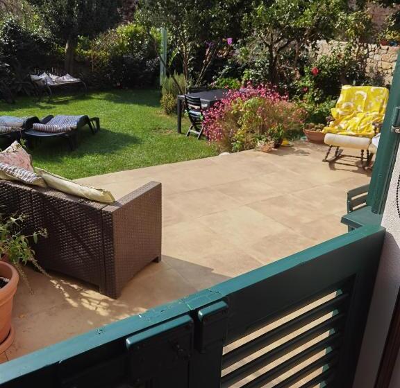 سوئیت جونیور خانوادگی, Il Giardino Di Tatiana Rooms & Breakfast