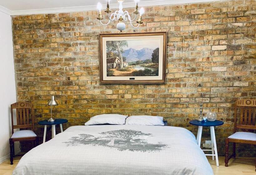 اتاق استاندارد, The Little Hideaway Guesthouse